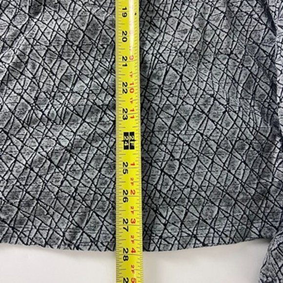 Lululemon Gray Surge Warm Half Zip Long Sleeve  Mock Neck Thumbholes Top Size L - Picture 10 of 11